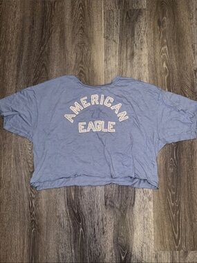 American Eagle Blue Cropped Graphic Tee